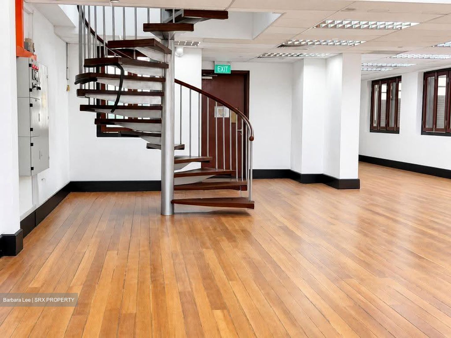 Capital Square (D1), Office #637722811